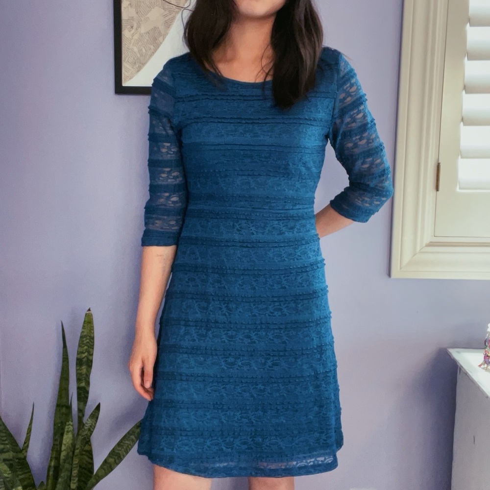 OLD NAVY lace dress